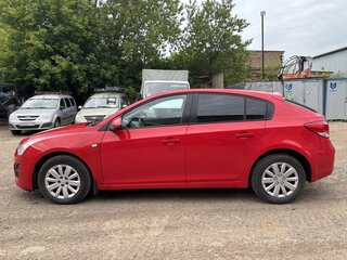 2013 Chevrolet Cruze I Рестайлинг, красный, 570000 рублей, вид 2