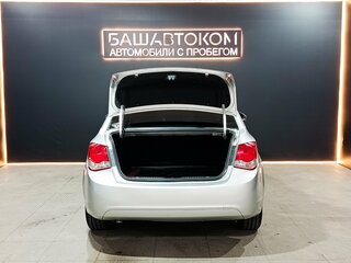 2011 Chevrolet Cruze I, серебристый, 720000 рублей, вид 5