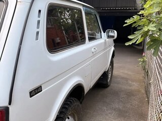 2011 Lada (ВАЗ) 2121 (4x4) I Рестайлинг, белый, 350000 рублей, вид 3