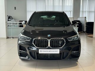 2019 BMW X1 20i xDrive II (F48) Рестайлинг, чёрный, 2677000 рублей, вид 2