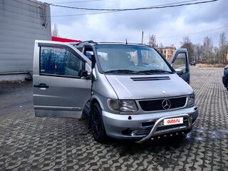 1997 Mercedes-Benz V-Класс 230 I (W638), серебристый, 800000 рублей, вид 2