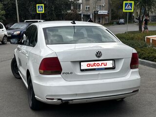 2020 Volkswagen Polo V Рестайлинг, белый, 505000 рублей, вид 2