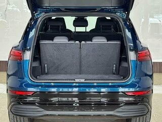 2024 Audi Q5 e-tron 50, синий, 5441033 рублей, вид 5