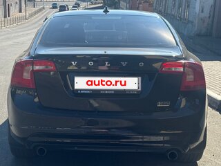 2015 Volvo S60 II Рестайлинг, коричневый, 1900000 рублей, вид 3