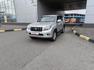 2012 Toyota Land Cruiser Prado 150 Series, серебристый, 2700000 рублей, вид 3