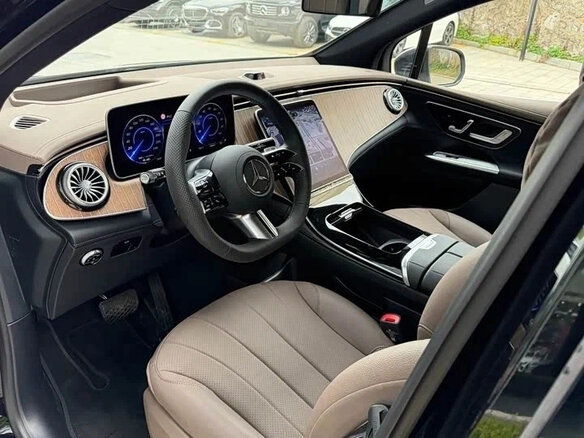2025 Mercedes-Benz EQE 500, чёрный - вид 7