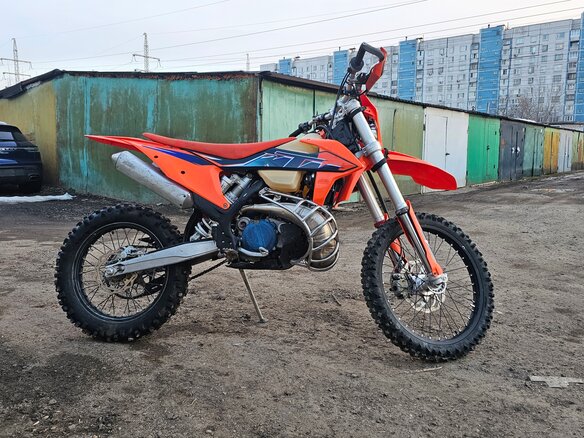 2022 KTM 300 EXC, оранжевый, 679000 рублей - вид 1