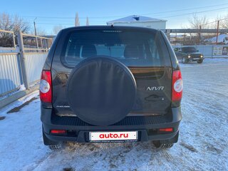 2017 Chevrolet Niva I Рестайлинг, коричневый, 610000 рублей, вид 4