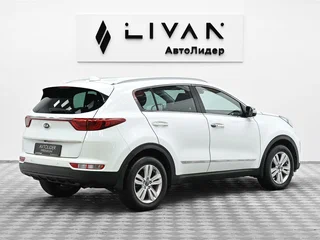 2017 Kia Sportage IV, белый, 1605000 рублей, вид 4