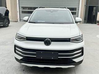 2025 Volkswagen Tharu XR, белый, 1919505 рублей, вид 3