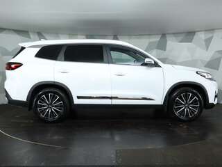 2023 Chery Tiggo 8 I Рестайлинг, белый, 1879000 рублей, вид 4