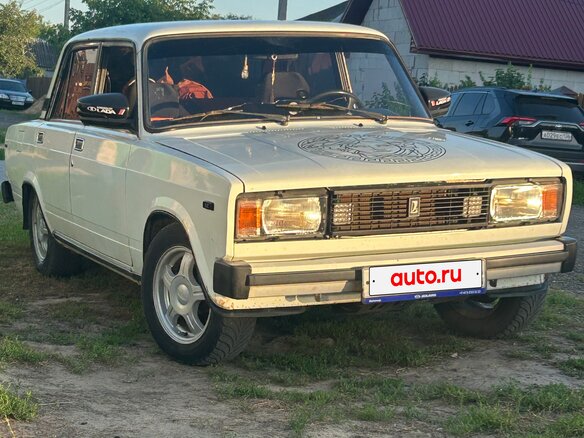 1997 Lada (ВАЗ) 2105, белый, 120000 рублей