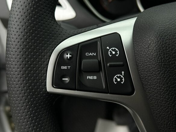 2019 Lada (ВАЗ) Vesta SW Cross I, серебристый, 1230000 рублей - вид 20