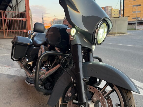 2014 Harley-Davidson Street Glide, серый