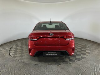 2020 Kia Rio IV Рестайлинг, красный, 1430000 рублей, вид 3