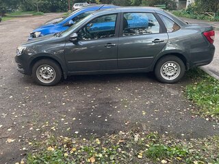2024 Lada (ВАЗ) Granta I Рестайлинг, серебристый, 700000 рублей, вид 2