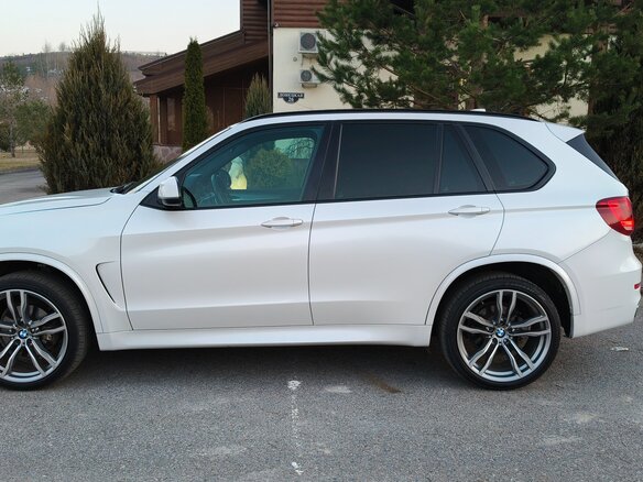 2018 BMW X5 30d III (F15), белый, 4900000 рублей - вид 21