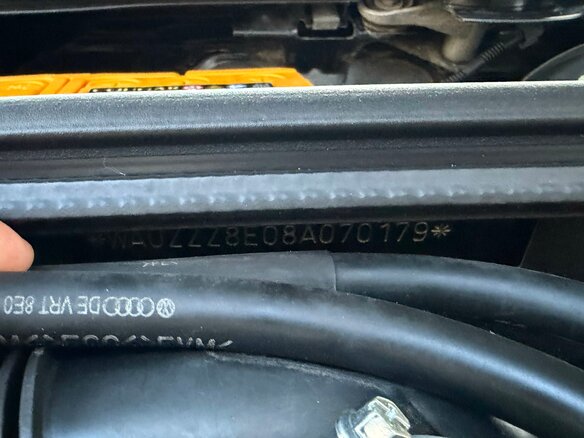 2007 Audi A4 III (B7), чёрный - вид 32