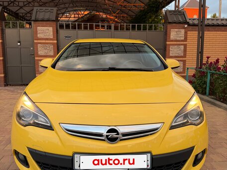 2014 Opel Astra GTC J Рестайлинг, жёлтый, 800000 рублей, вид 1