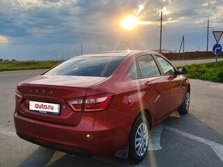 2017 Lada (ВАЗ) Vesta I, красный, 650000 рублей, вид 4