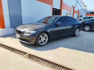 2010 BMW 5 серии 523i VI (F10/F11/F07), серый, 1700000 рублей, вид 2