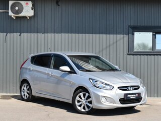 2011 Hyundai Solaris I, серебристый, 529888 рублей, вид 4