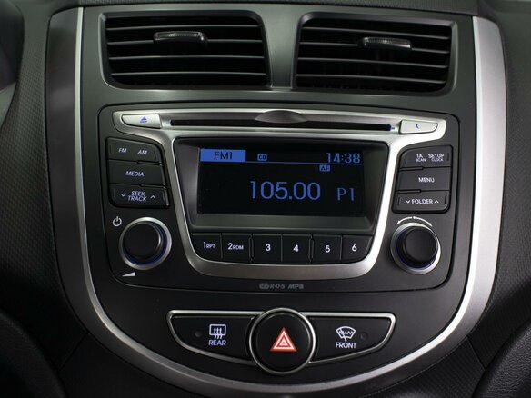 2016 Hyundai Solaris I Рестайлинг, серебристый - вид 13
