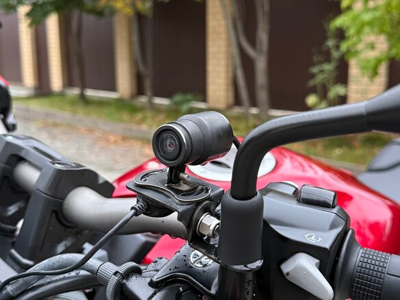 2020 Honda CB 650R, красный, 875000 рублей - вид 9