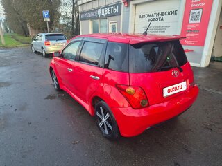 2002 Toyota Ist I, красный, 460000 рублей, вид 4