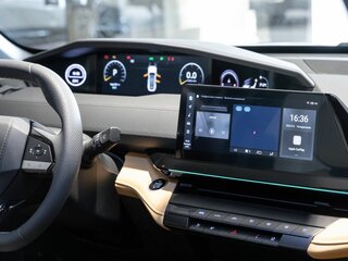 2024 Changan UNI-V I, красный, 3564330 рублей, вид 5