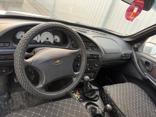 2006 Chevrolet Niva I, серебристый, 350000 рублей, вид 4