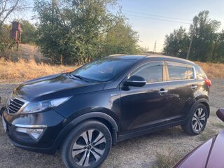 2013 Kia Sportage III, чёрный, 950000 рублей, вид 1
