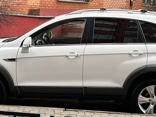 2012 Chevrolet Captiva I Рестайлинг, белый, 900000 рублей, вид 3