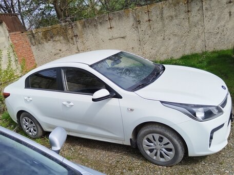 2017 Kia Rio IV, белый, 662000 рублей, вид 2