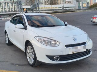 2010 Renault Fluence I, белый, 500000 рублей, вид 2
