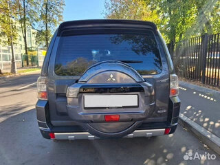 2010 Mitsubishi Pajero IV, серый, 2150000 рублей, вид 5