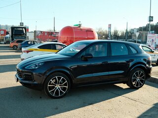 2018 Porsche Cayenne S III, фиолетовый, 6600000 рублей, вид 4