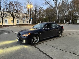 2008 BMW 5 серии 525d V (E60/E61) Рестайлинг, синий, 1350000 рублей, вид 4