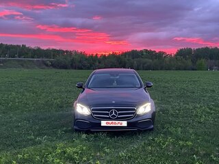 2019 Mercedes-Benz E-Класс 200 d V (W213, S213, C238), чёрный, 2200000 рублей, вид 4