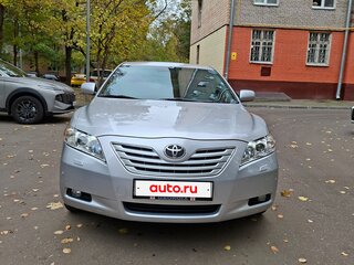 2007 Toyota Camry VI (XV40), серебристый, 1360000 рублей, вид 1