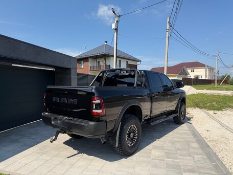2022 RAM 2500, чёрный, 7800000 рублей, вид 3