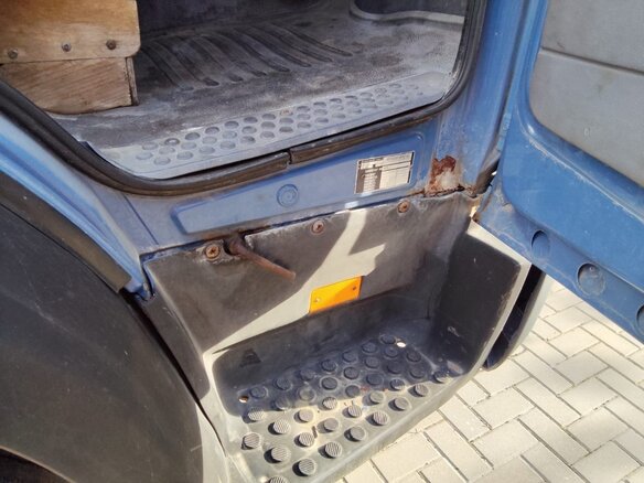 1995 Mercedes-Benz 1317L, белый, 1499000 рублей - вид 13