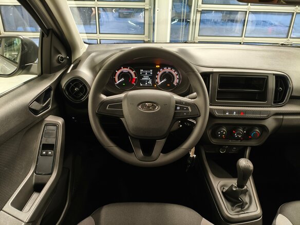 2026 Lada (ВАЗ) Iskra, серебристый - вид 17