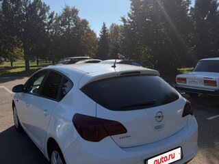 2012 Opel Astra J Рестайлинг, белый, 660000 рублей, вид 5
