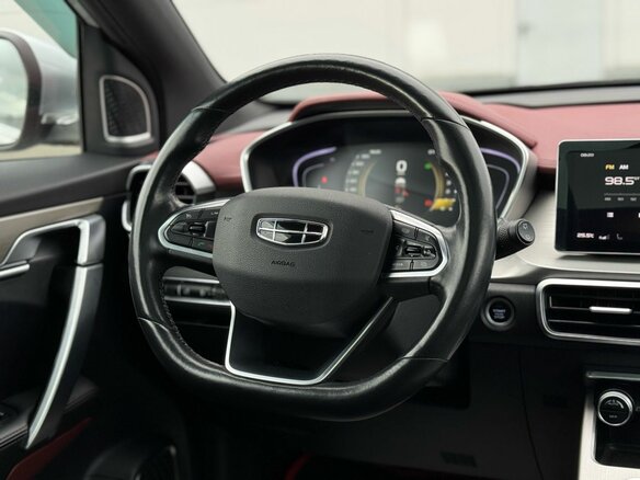 2021 Geely Coolray I, серебристый, 1449000 рублей - вид 17