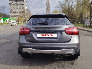 2017 Mercedes-Benz GLA 200 I (X156) Рестайлинг, серый, 2000000 рублей, вид 4