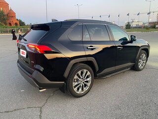 2020 Toyota RAV4 V (XA50), чёрный, 3650000 рублей, вид 3