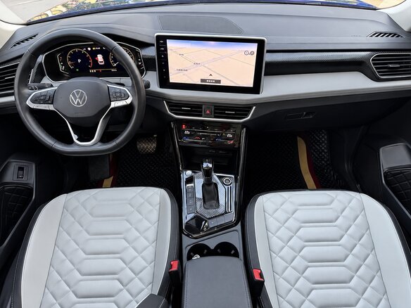 2023 Volkswagen Tayron I Рестайлинг, чёрный, 2400007 рублей - вид 6