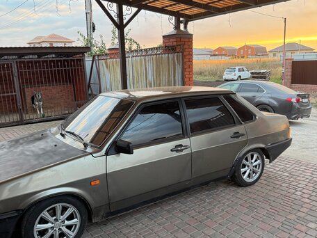 1999 Lada (ВАЗ) 21099, серебристый, 145000 рублей, вид 4