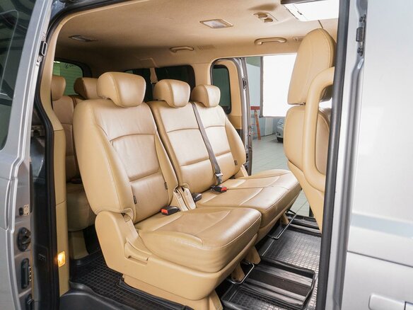 2016 Hyundai H-1 II Рестайлинг, серебристый, 2669000 рублей - вид 7